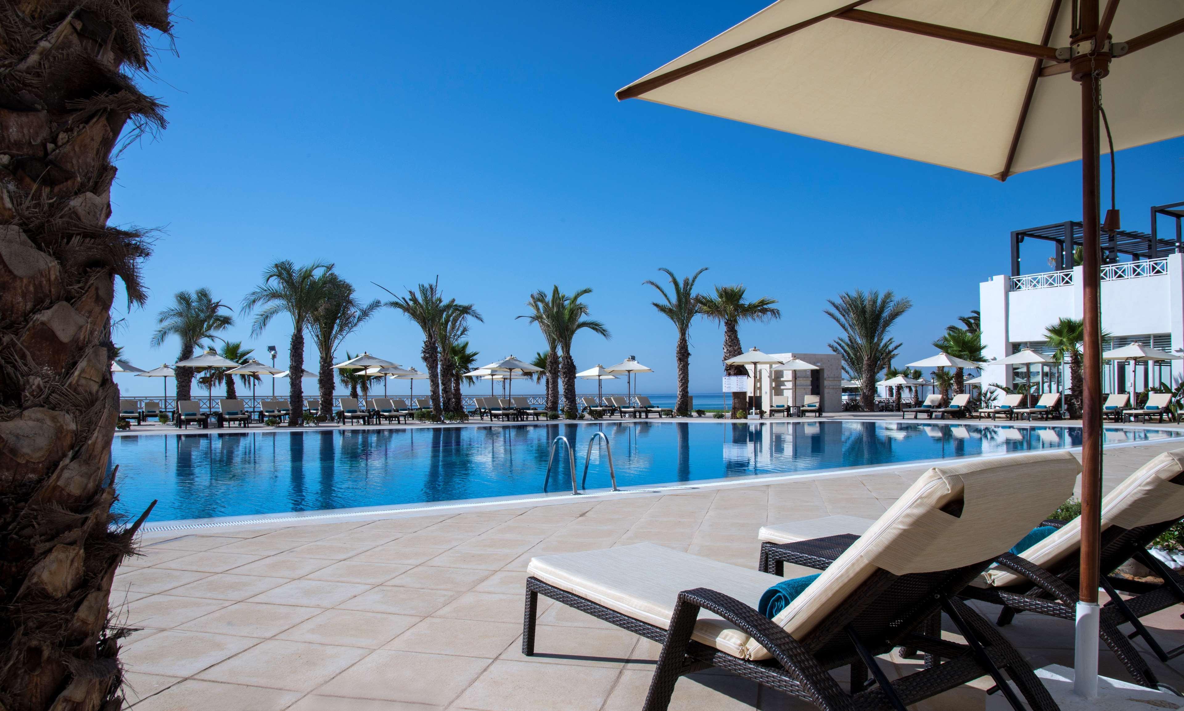 Radisson Blu Resort & Thalasso האממט מראה חיצוני תמונה The pool at the Royal Beach Palace
